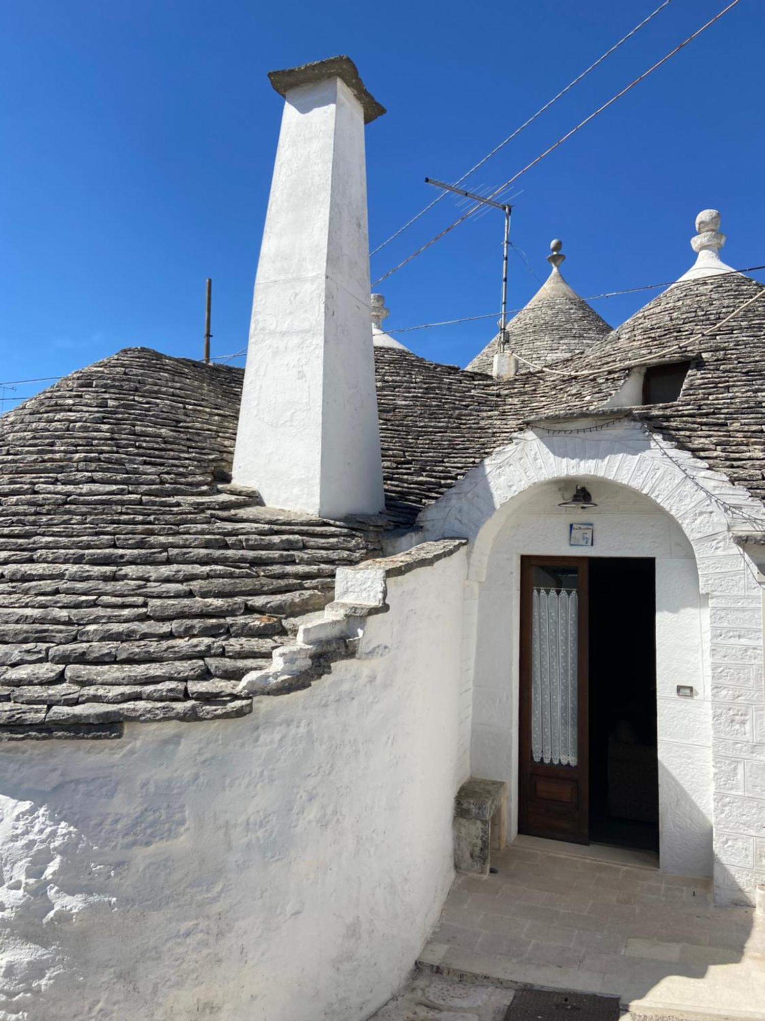 A Due Passi Dal Centro - Trullo Apartment Alberobello Exterior photo