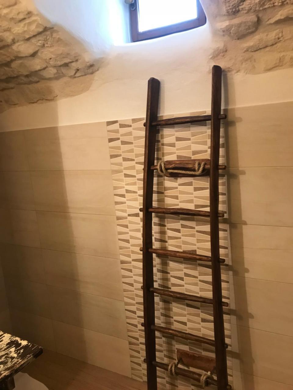 A Due Passi Dal Centro - Trullo Apartment Alberobello Exterior photo